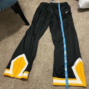 Black yellow and white Nike pants. Xxl NWT. 2003